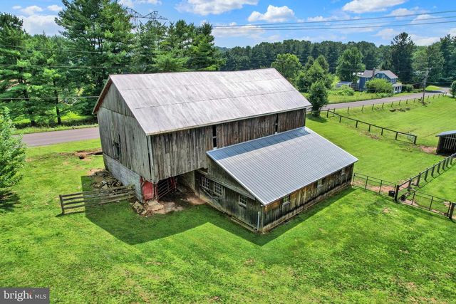 4928 GRAVE RUN RD, Manchester, MD 21102