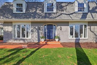 3695 Mary Cliff LANE, Brookfield, WI 53005