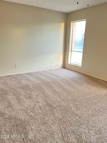 6010 W AUGUSTA Avenue, Glendale, AZ 85301