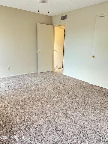 6010 W AUGUSTA Avenue, Glendale, AZ 85301