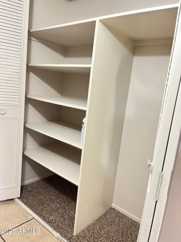 6010 W AUGUSTA Avenue, Glendale, AZ 85301