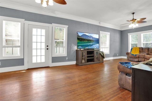 820 W Gandy Street, Denison, TX 75020