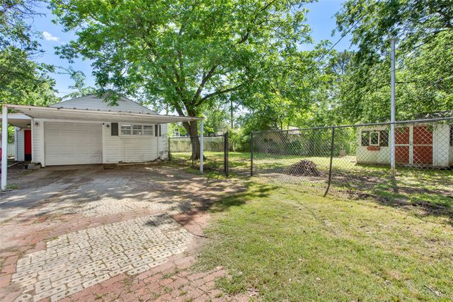 820 W Gandy Street, Denison, TX 75020