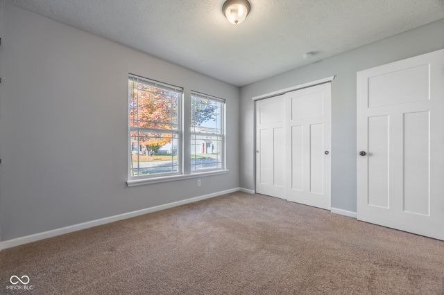 822 Westpointe Drive, Shelbyville, IN 46176