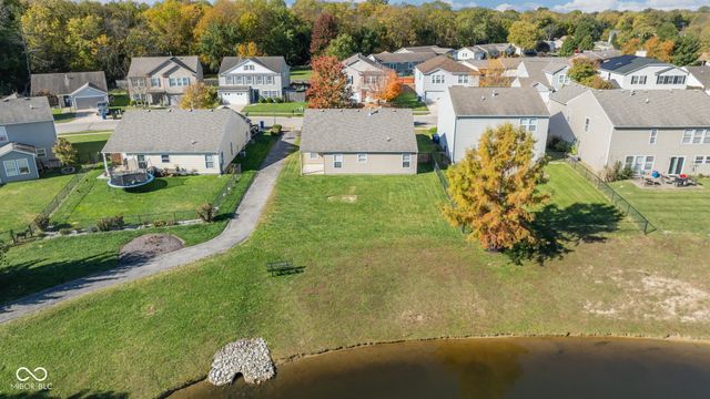 822 Westpointe Drive, Shelbyville, IN 46176