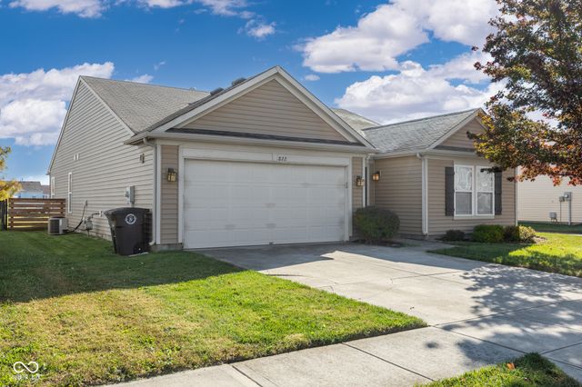 822 Westpointe Drive, Shelbyville, IN 46176