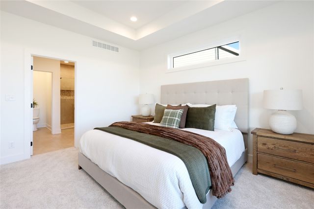 8215 Buckley Court, Johnston, IA 50131