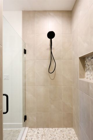 8215 Buckley Court, Johnston, IA 50131