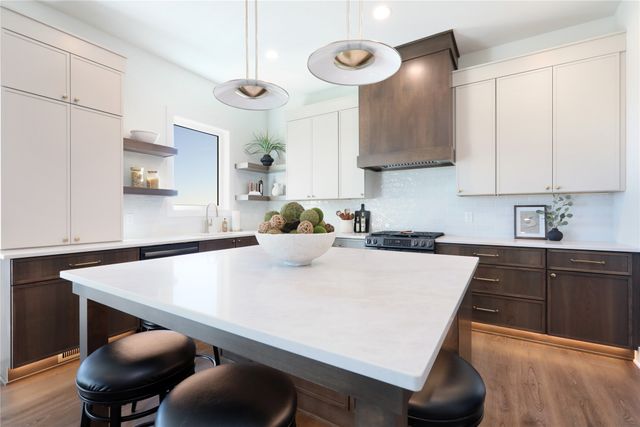 8215 Buckley Court, Johnston, IA 50131