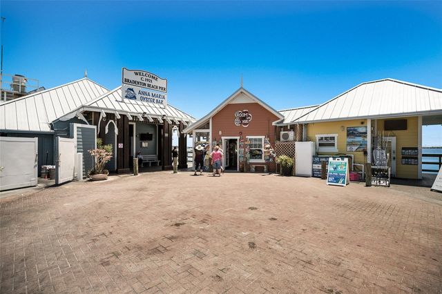 205 HIGHLAND AVENUE 2, Bradenton Beach, FL 34217