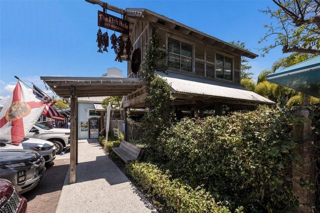 205 HIGHLAND AVENUE 2, Bradenton Beach, FL 34217