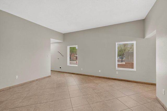 5748 Pinon Flats Road NW, Albuquerque, NM 87114