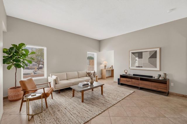 5748 Pinon Flats Road NW, Albuquerque, NM 87114