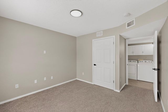 5748 Pinon Flats Road NW, Albuquerque, NM 87114