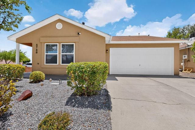 5748 Pinon Flats Road NW, Albuquerque, NM 87114
