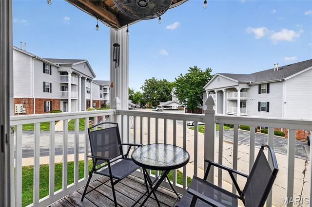 4317 Arrow Tree Drive E, Unincorporated, MO 63128