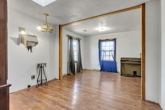 1121 Harris St, Odessa, TX 79763