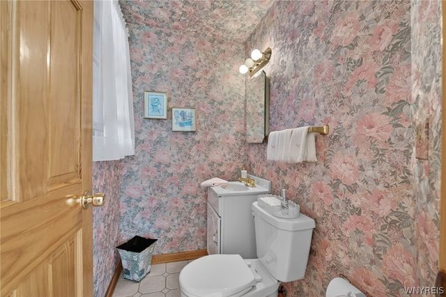 153 The Paddock, Amherst, NY 14221