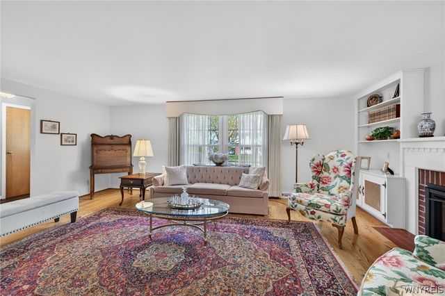 153 The Paddock, Amherst, NY 14221