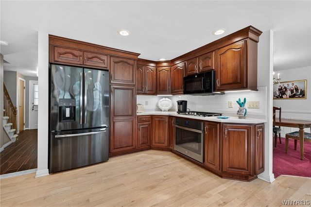 153 The Paddock, Amherst, NY 14221