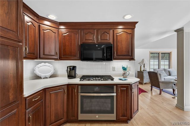 153 The Paddock, Amherst, NY 14221
