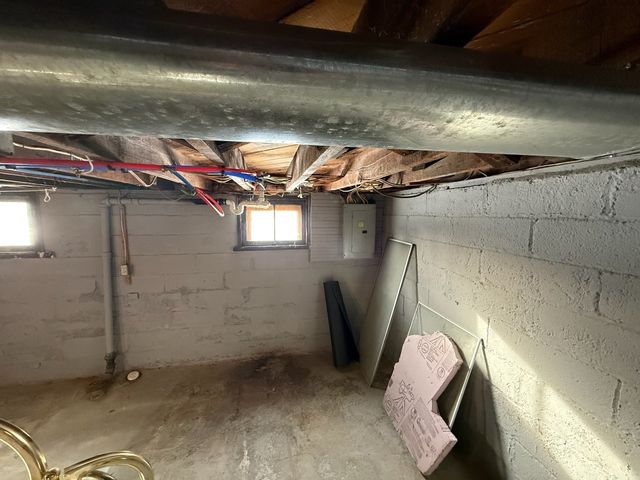 3002 ROSE Avenue, Erie, PA 16510