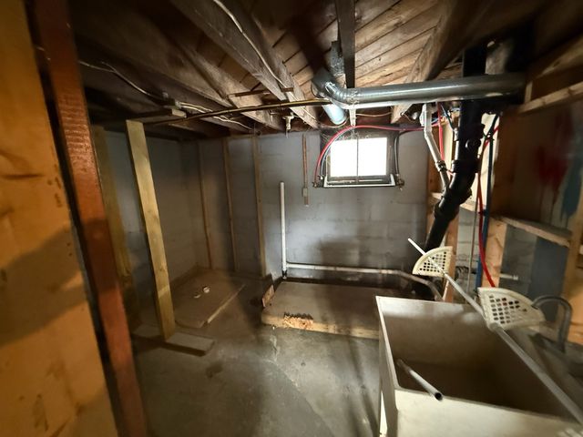 3002 ROSE Avenue, Erie, PA 16510