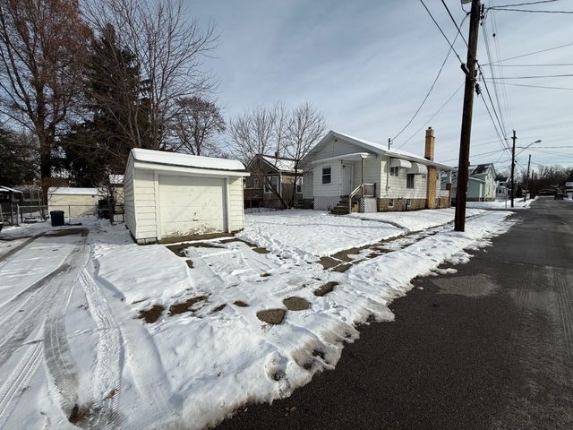 3002 ROSE Avenue, Erie, PA 16510