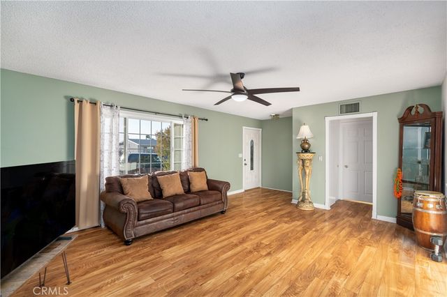 810 Majela, Hemet, CA 92543