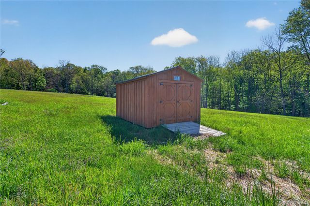 40 Felter Hill Road, Monroe, NY 10950