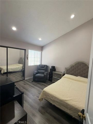 19928 Chase Street 23, Winnetka, CA 91306