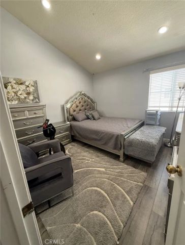 19928 Chase Street 23, Winnetka, CA 91306