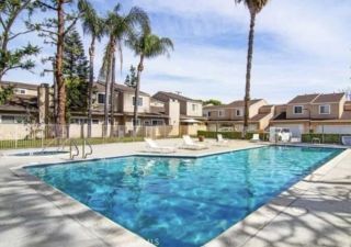 19928 Chase Street 23, Winnetka, CA 91306