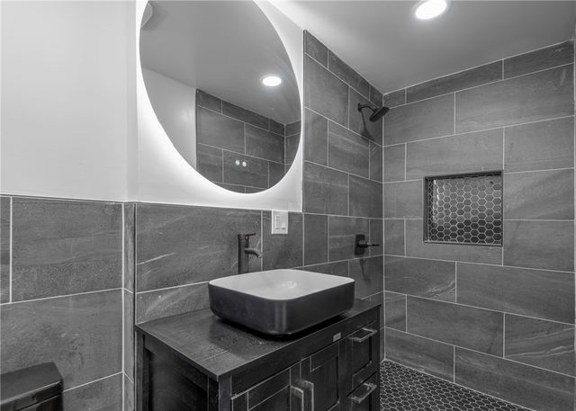 1715 Pierce Street, Aliquippa, PA 15001