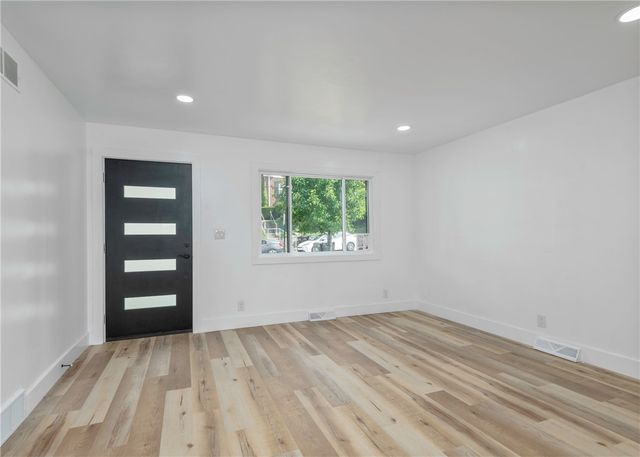 1715 Pierce Street, Aliquippa, PA 15001