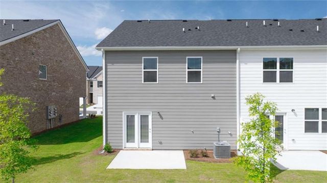 221 Sound Circle, Stockbridge, GA 30281
