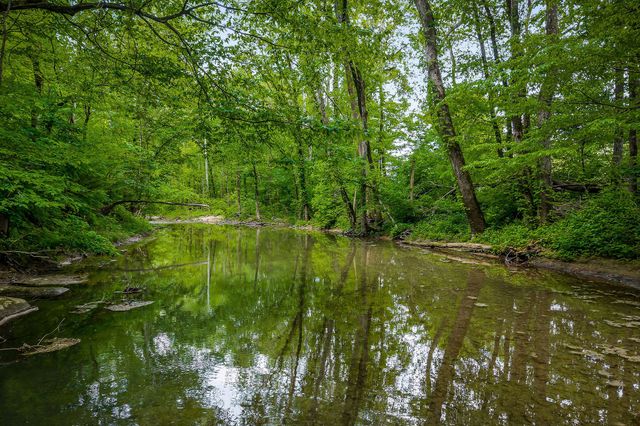 1687 Delk Creek Rd, Pall Mall, TN 38577