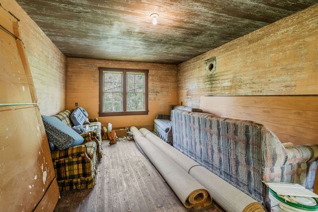 1687 Delk Creek Rd, Pall Mall, TN 38577