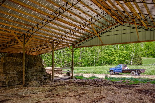 1687 Delk Creek Rd, Pall Mall, TN 38577