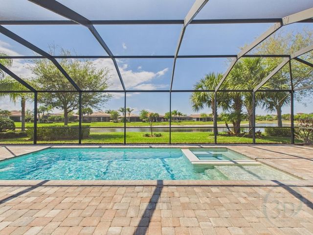 5038 Pendelton Square, Vero Beach, FL 32967