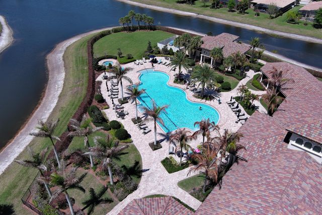 5038 Pendelton Square, Vero Beach, FL 32967