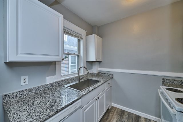 41 Salem St. 2L, Salem, MA 01970