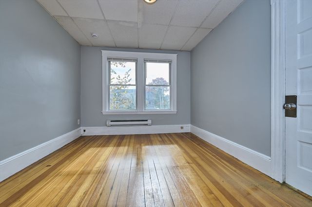 41 Salem St. 2L, Salem, MA 01970