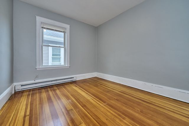 41 Salem St. 2L, Salem, MA 01970