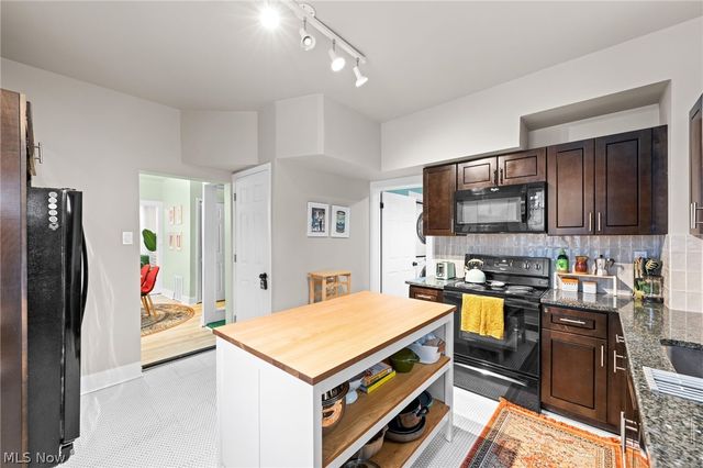 4226 Fulton Court, Cleveland, OH 44113