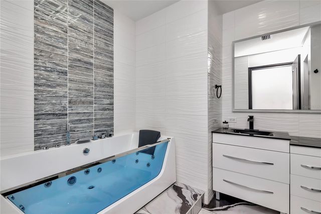 1209 E CUMBERLAND AVENUE 1701, Tampa, FL 33602