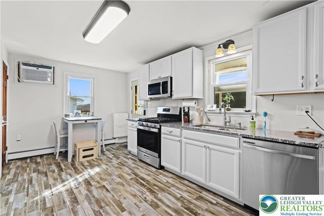 407 Jones Street, Portland Boro, PA 18343