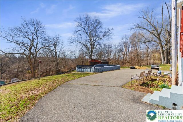 407 Jones Street, Portland Boro, PA 18343