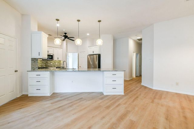 7915 Quail Meadow Drive, Houston, TX 77071