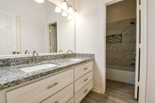 7915 Quail Meadow Drive, Houston, TX 77071